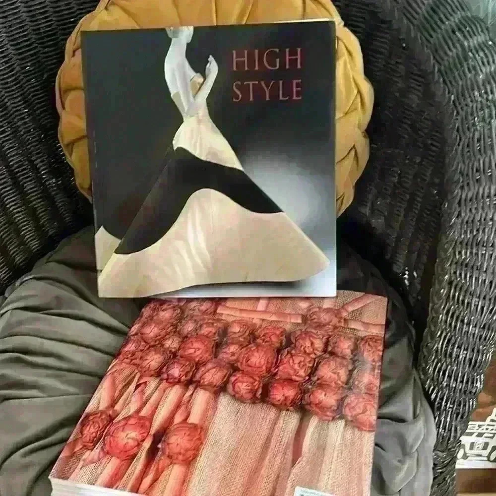 High Style new coffee table  book 📕 made in Italy